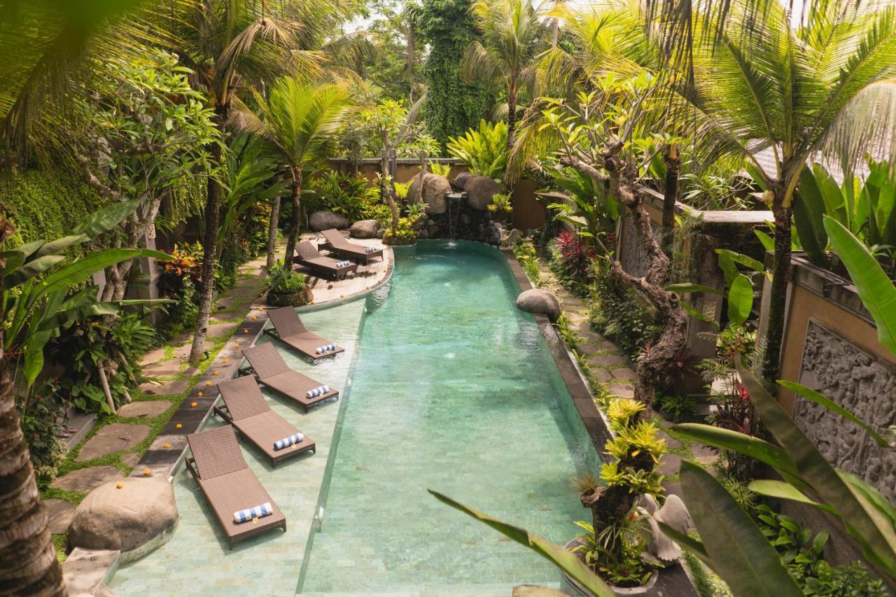 Weda Cita Resort And Spa By Mahaputra Убуд Екстер'єр фото The swimming pool at the resort