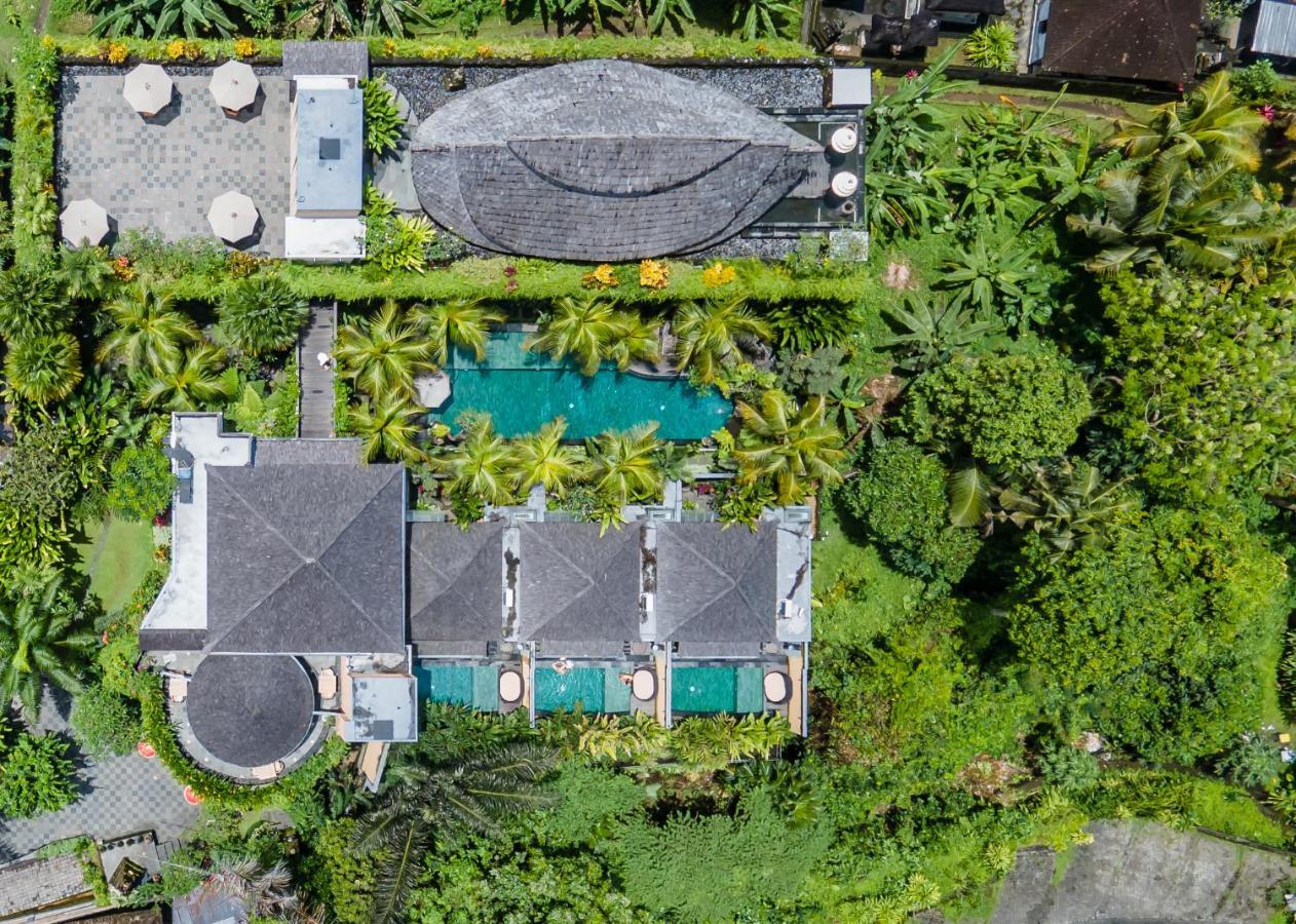 Weda Cita Resort And Spa By Mahaputra Убуд Екстер'єр фото Aerial view of the villa